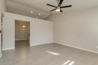 Photo #2: 6180057 Listing 
