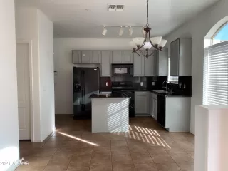 Photo #4: 6180204 Listing 