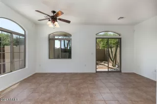 Photo #5: 6180204 Listing 