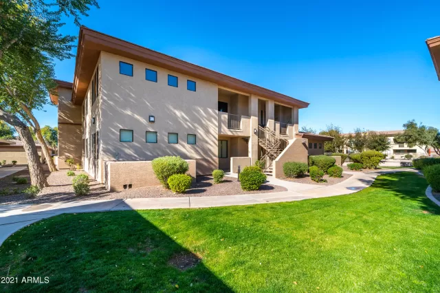 MLS: 6180377 Condo For Sale