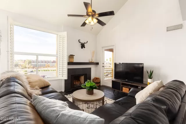 MLS: 6180472 Condo For Sale