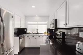 Photo #3: 6180472 Listing