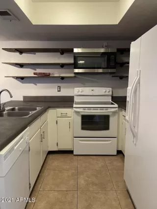 Photo #2: 6180679 Listing