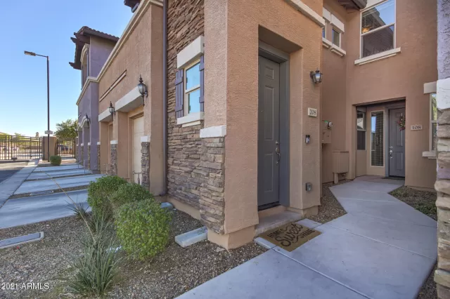 MLS: 6180706 Condo For Sale