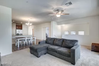 Photo #6: 6180706 Listing