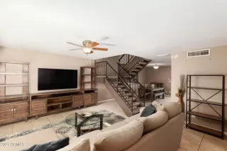 Photo #2: 6180873 Listing 