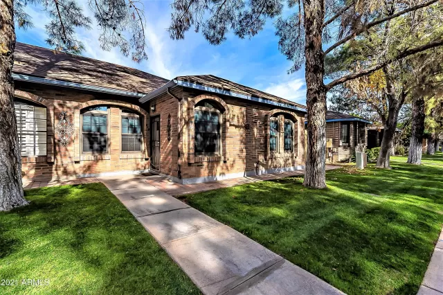 MLS: 6180914 Condo For Sale