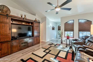 Photo #3: 6180914 Listing