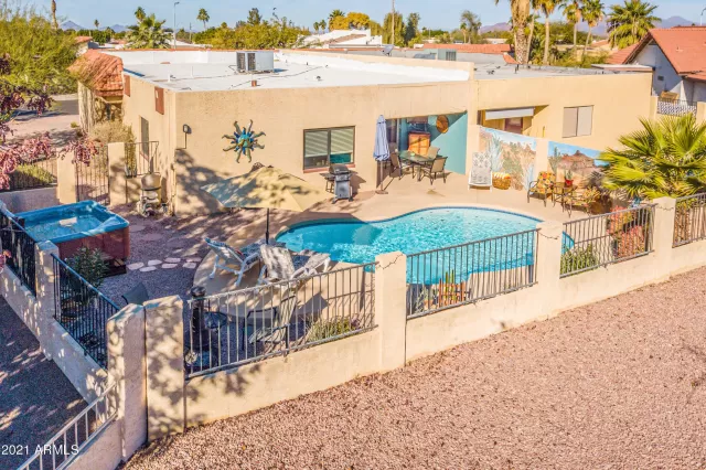 MLS: 6180964 Condo For Sale