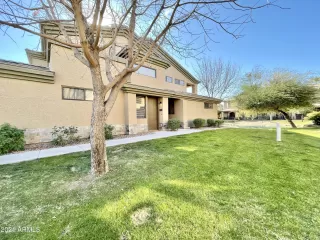 Photo #4: 6180976 Listing