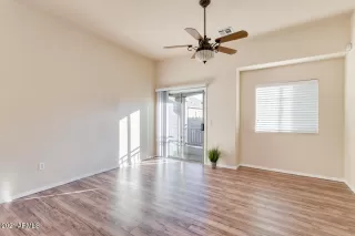 Photo #5: 6181026 Listing 