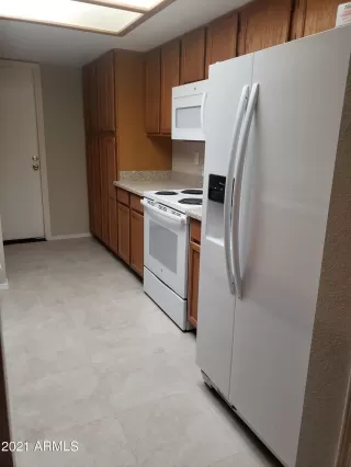 Photo #4: 6181041 Listing