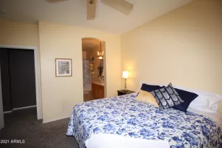 Photo #5: 6181119 Listing