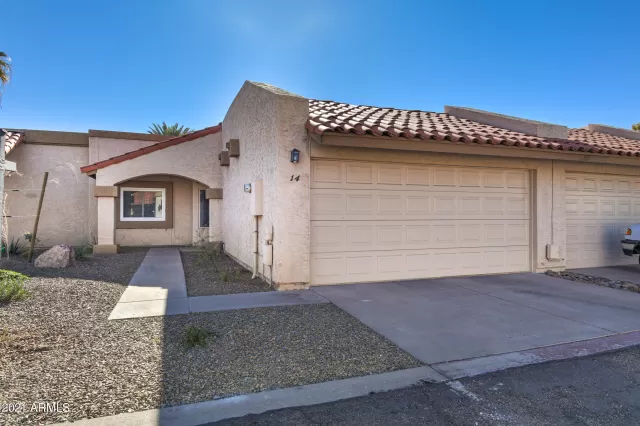 MLS: 6181225 Condo For Sale