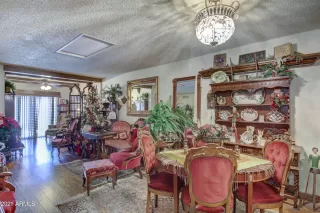 Photo #3: 6181225 Listing