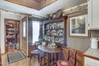 Photo #6: 6181225 Listing