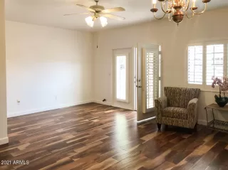 Photo #2: 6181262 Listing