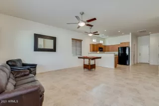 Photo #6: 6181274 Listing