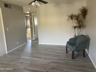 Photo #4: 6181492 Listing