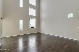 Photo #5: 6181709 Listing 