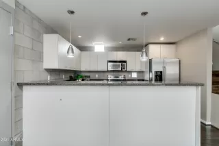 Photo #6: 6181709 Listing 