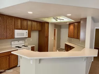 Photo #6: 6181723 Listing