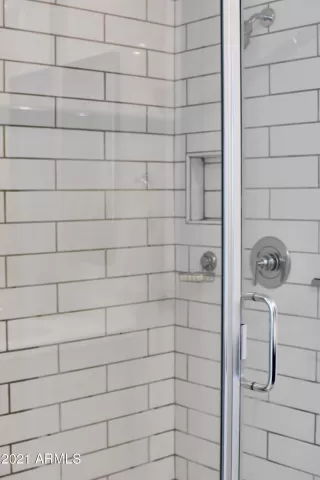 Photo #3: 6181724 Listing