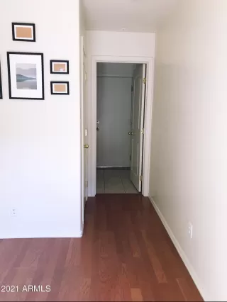 Photo #3: 6181781 Listing