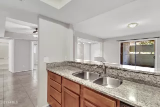 Photo #4: 6182115 Listing