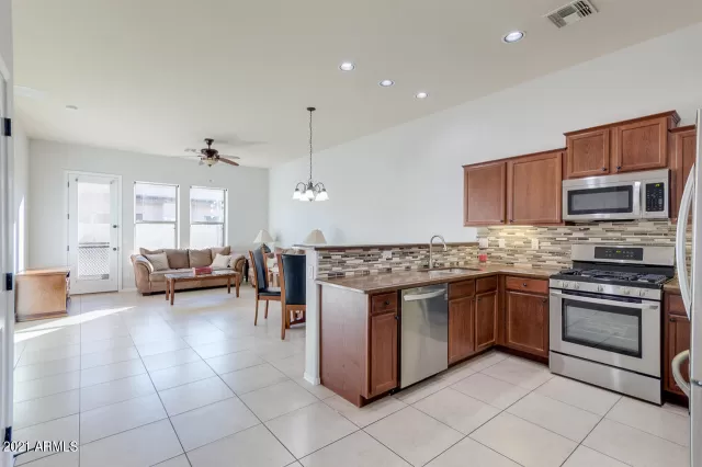 MLS: 6182138 Condo For Sale