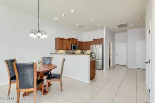 Photo #6: 6182138 Listing