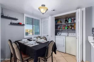 Photo #6: 6182285 Listing