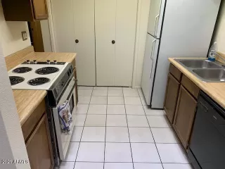 Photo #5: 6182475 Listing