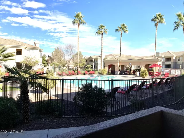 MLS: 6182613 Condo For Sale