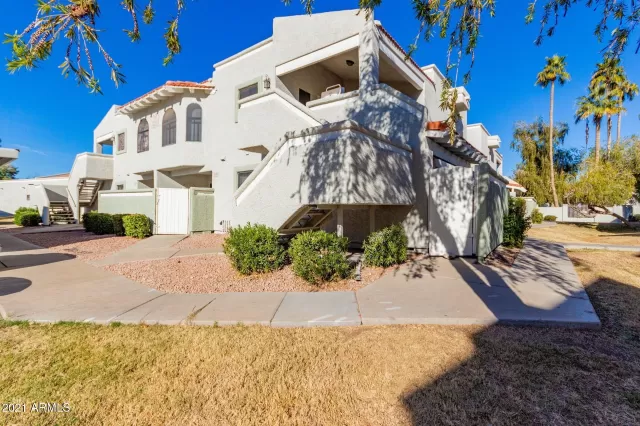 MLS: 6182777 Condo For Sale
