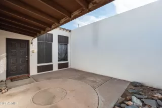 Photo #3: 6182894 Listing