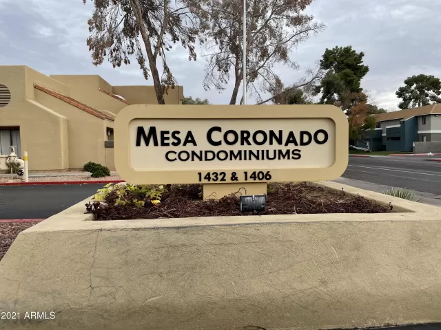 MLS: 6183094 Condo For Sale