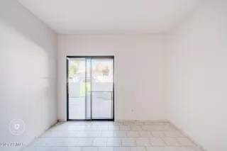 Photo #3: 6183098 Listing