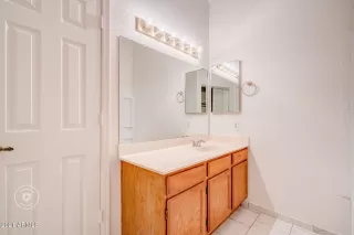 Photo #5: 6183098 Listing