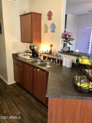 Photo #5: 6183136 Listing