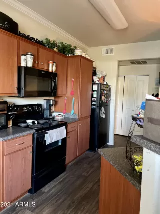 Photo #6: 6183136 Listing