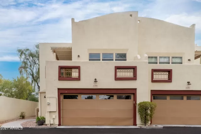 MLS: 6183243 Condo For Sale