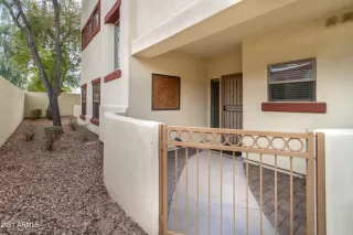 Photo #1: 6183243 Listing 