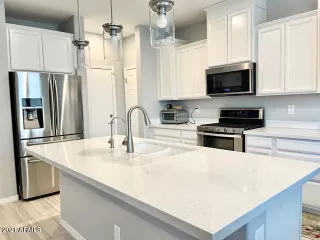 Photo #1: 6183598 Listing