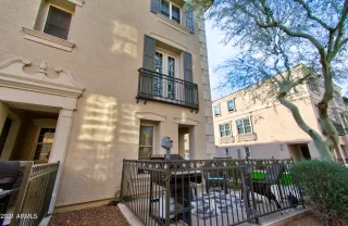 Photo #2: 6183621 Listing 