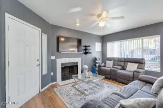 Photo #4: 6183737 Listing