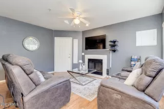 Photo #6: 6183737 Listing