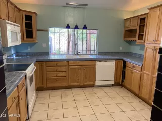 Photo #3: 6183861 Listing 