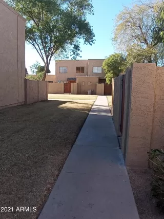 Photo #4: 6183932 Listing