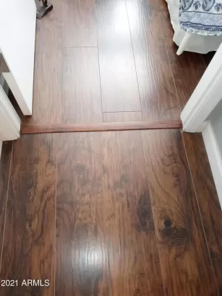 Photo #5: 6183932 Listing